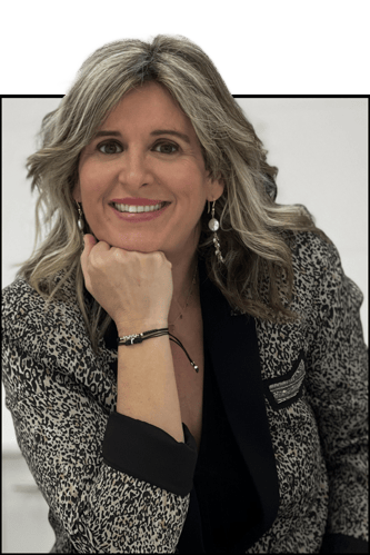 judit-birosta-ceo-side